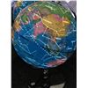 Image 3 : Globe night light. Shows constellations on the globe when on.