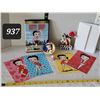 Image 1 : Betty Boop collection. DVD, Christmas voice ornaments & blank cards.