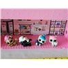 Image 2 : OMG Surprise Doll display house. 18 dolls & 4 animals.