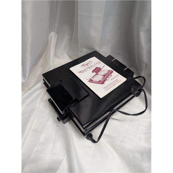Vintage Dazey Short Order Waffle/Sandwich/Gridle Maker W/ Manual (Excellent Condition)