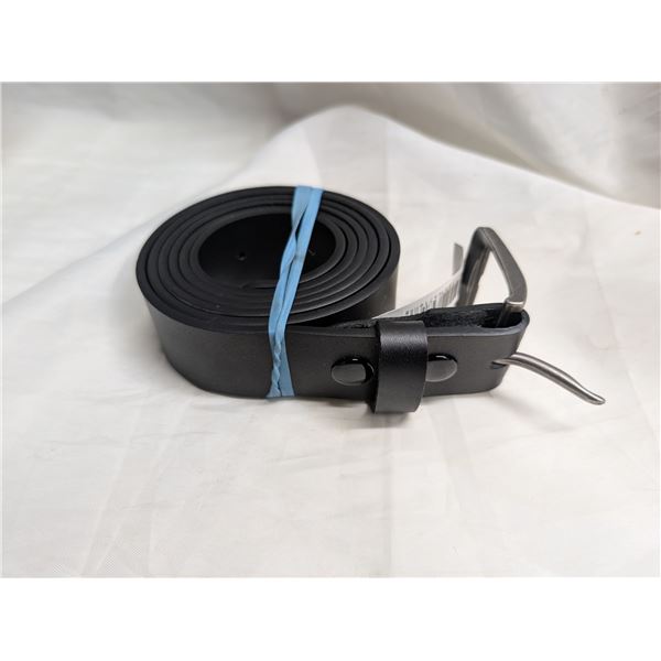 Black size 52 Excellent Condition Belt