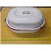 Image 1 : White enamel roaster pan with lid