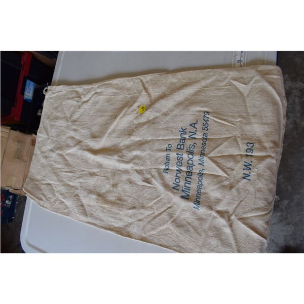 Minnesota bank bag