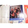 Image 2 : jaws + guitar magazines