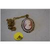 Image 1 : Cameo pendent necklace