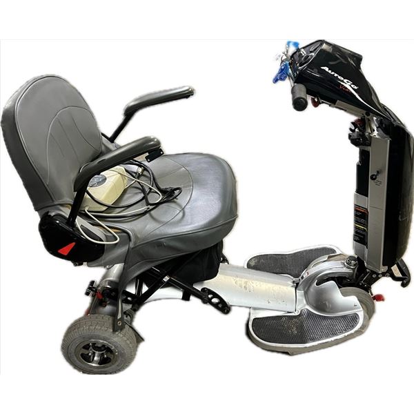 Vision Mobile Scooter (Working) with charger - folds up for easy transport (see picture)