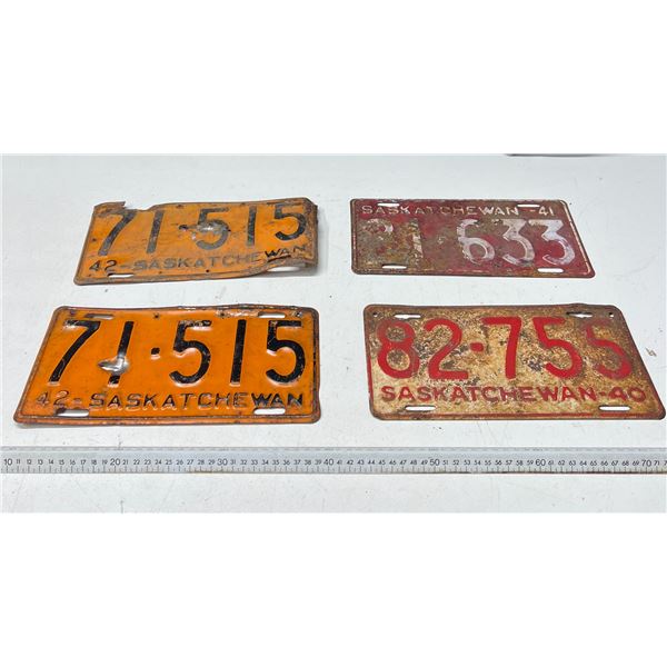 pair of 1942 and single 1941,1940 Saskatchewan License Plates
