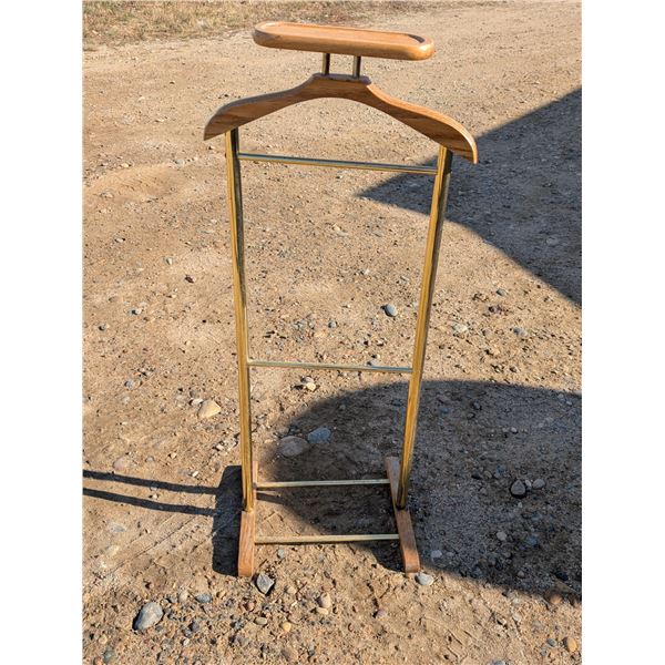 Vintage Valet Stand Brass (44"x16")