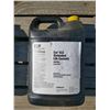 Image 2 : Antifreeze 1-gallon (3.785 L) container of Cat® ELC (Extended Life Coolant)
