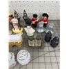 Image 2 : LOT OF VINTAGE SALT AND PEPPER SHAKERS