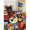Image 2 : LOT OF ANTIQUE AND VINTAGE TINS