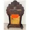 Image 2 : ANTIQUE GINGERBREAD CLOCK WATERBURY CLOCK COMPANY