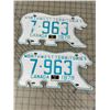 Image 1 : VINTAGE PAIR 1979 NWT POLAR BEAR LICENCE PLATES