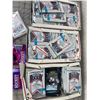 Image 2 : LOT OF NHL HOCKEY CARDS AND SLEEVES THEY ARE OPENED