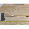 Image 1 : Axe