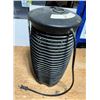 Image 2 : Large Outdoor Electric Fly Zapper
