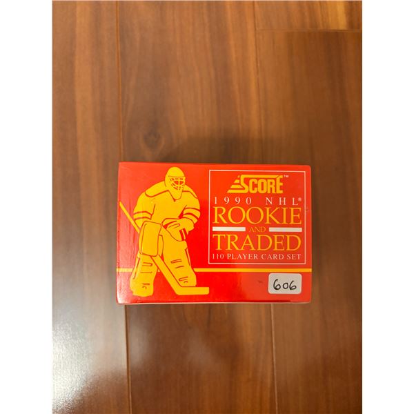 1990 Score Rookie and Traded Hockey Card Set
