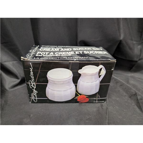 Vintage Chatman Collection Cream an Sugar Set w/ Original Box