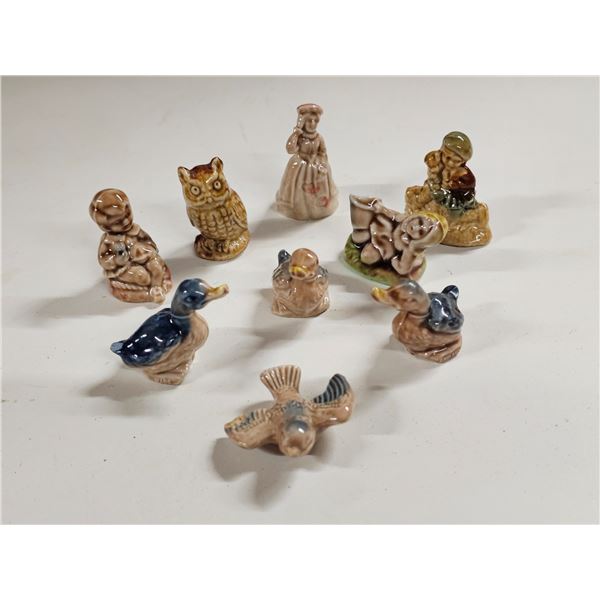 9 pc Vintage Wade Porcelain Figurines