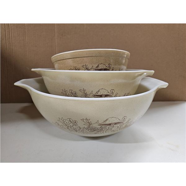 3pc Vintage Cinderella Pyrex Set