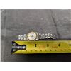 Image 2 : LADIES VINTAGE SEIKO QTZ, DAY/DATE @3,NEW BATT,  RUNS