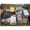 Image 1 : Pallet of misc items
