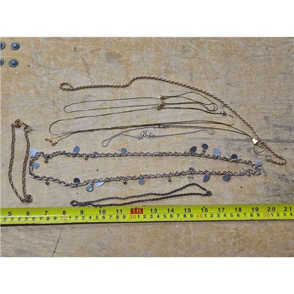 Lot of necklaces