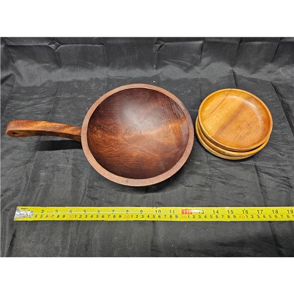 Baribocraft Wood Bowl, Made in Canada (1).  Wooden Plates (3)
