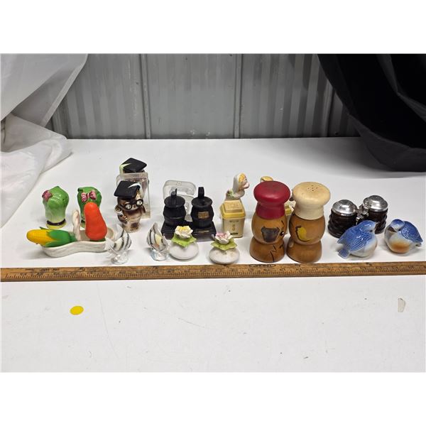 Lot of vintage salt and pepper shakers