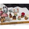 Image 4 : Lot of vintage salt and pepper shakers