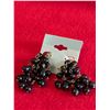 Image 2 : VINTAGE 1950'S BLACK BEADED CLIP-ON & SILVER LACE EARRINGS
