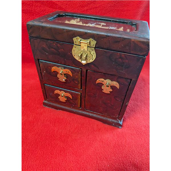 JEWELRY BOX