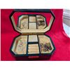 Image 2 : MUSICAL JEWELRY BOX & Contents