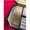 Image 4 : MUSICAL JEWELRY BOX & Contents