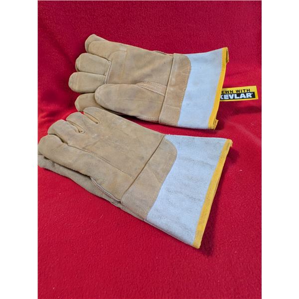WELDING GLOVES(2-PAIR), stitched with Kevlar thread for durability.