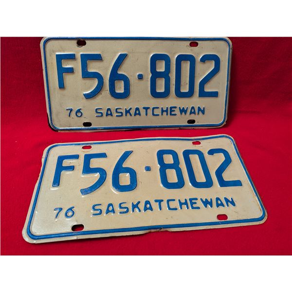 1976 SASKATCHEWAN FARM LICENSE PLATES