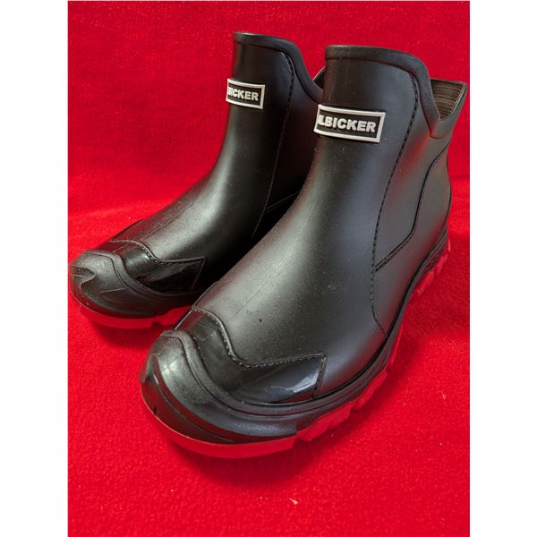 RUBBER BOOTS 10.5 by ALBICKER