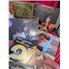 Image 8 : 15 VINTAGE RECORDs
