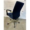 Image 2 : Thomasville Office Chair