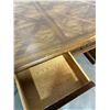 Image 8 : Thomasville Office Desk