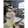 Image 2 : NEW 1.3 GALLON COMPRESSION SPRAYER