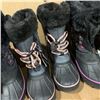 Image 8 : SIX PAIRS OF NEW CHILD SIZE 12 TO 1 FOOTWEAR