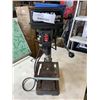 Image 2 : DELTA 8" DRILL PRESS
