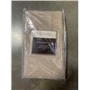 Image 2 : CASE OF NEW BROWN WAFFLE PILLOW SHAMS