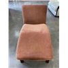 Image 2 : MODERN CHAISE LOUNGER