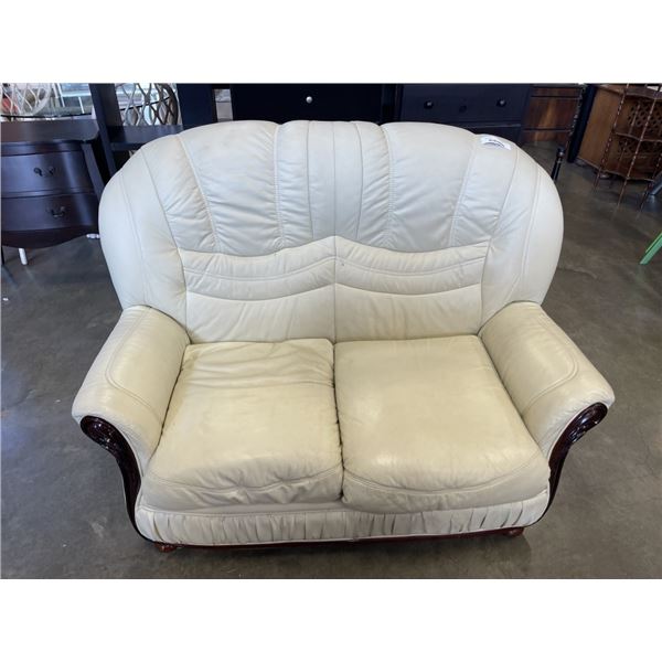 LEATHER LOVESEAT