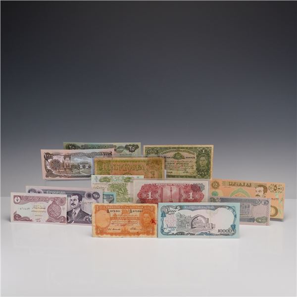13pc Collection of World Banknotes
