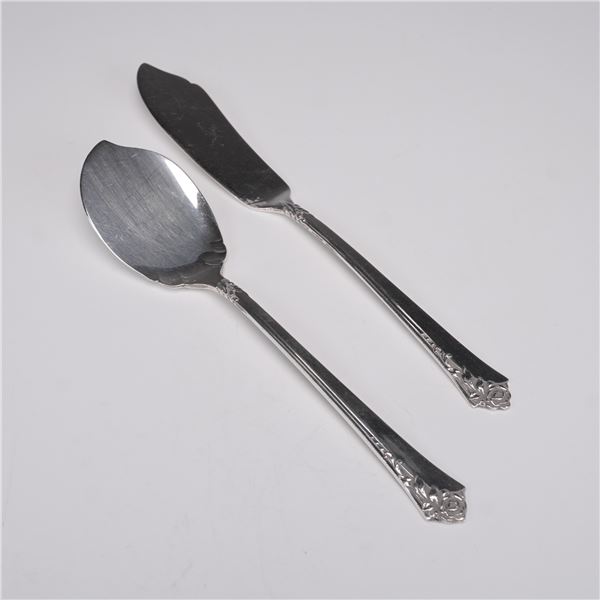 Pair of Oneida Damask Rose Sterling Silver Jelly Spoon and Butter Knife