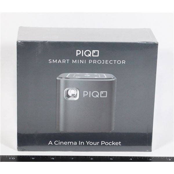 PIQ SMART MINI PROJECTOR SEALED IN PACKAGE NEW