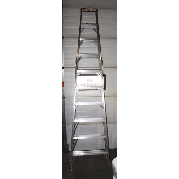 10' ALUMINUM A FRAME LADDER